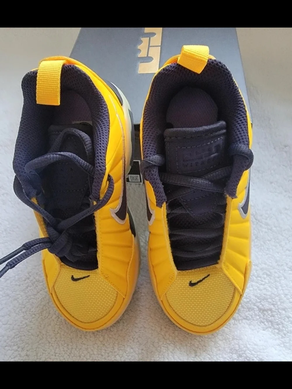 Nike Kids' Yellow & Navy Low-Top Sneakers Size 12C